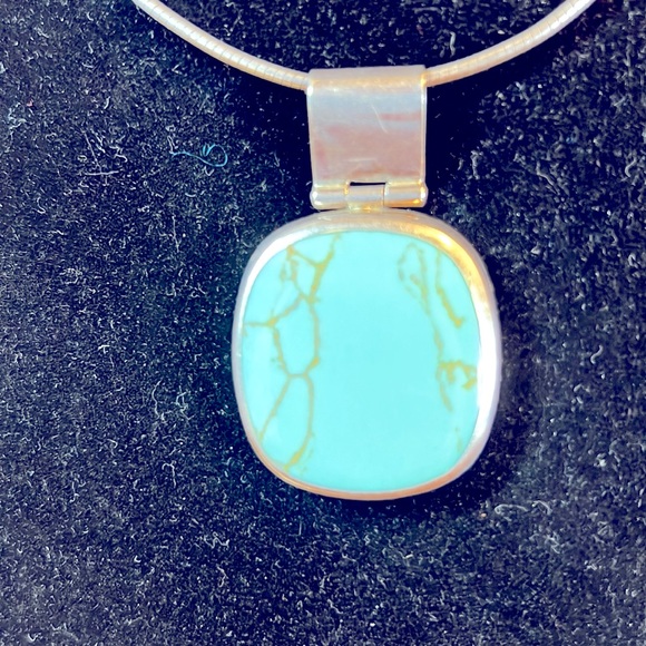 Large Turquoise & Sterling Silver Pendant - Picture 9 of 9